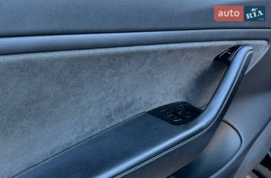 Седан Tesla Model 3 2018 в Харкові