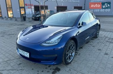 Седан Tesla Model 3 2018 в Ірпені