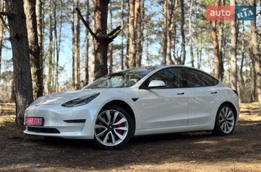Седан Tesla Model 3 2019 в Запоріжжі