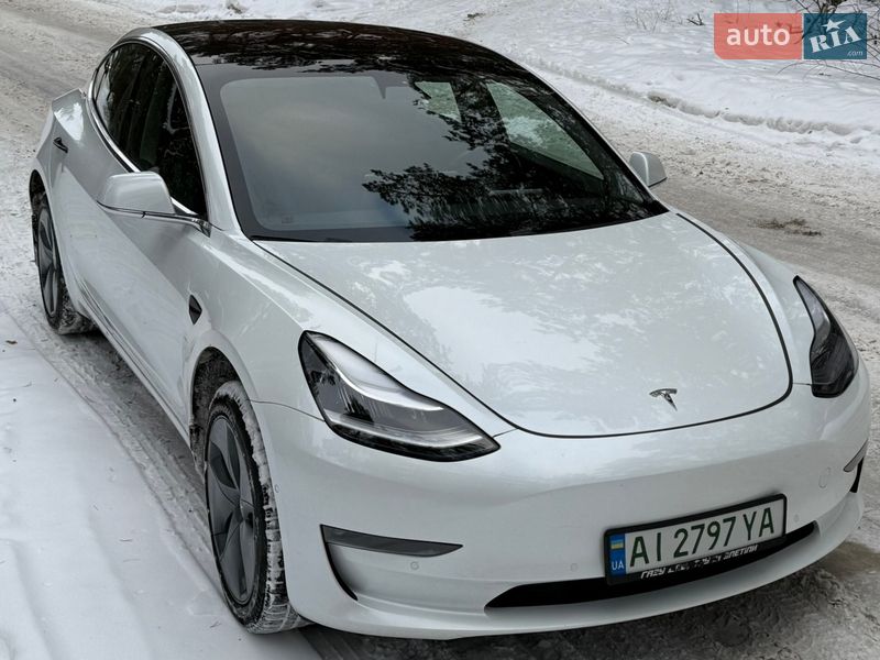 Седан Tesla Model 3 2018 в Киеве