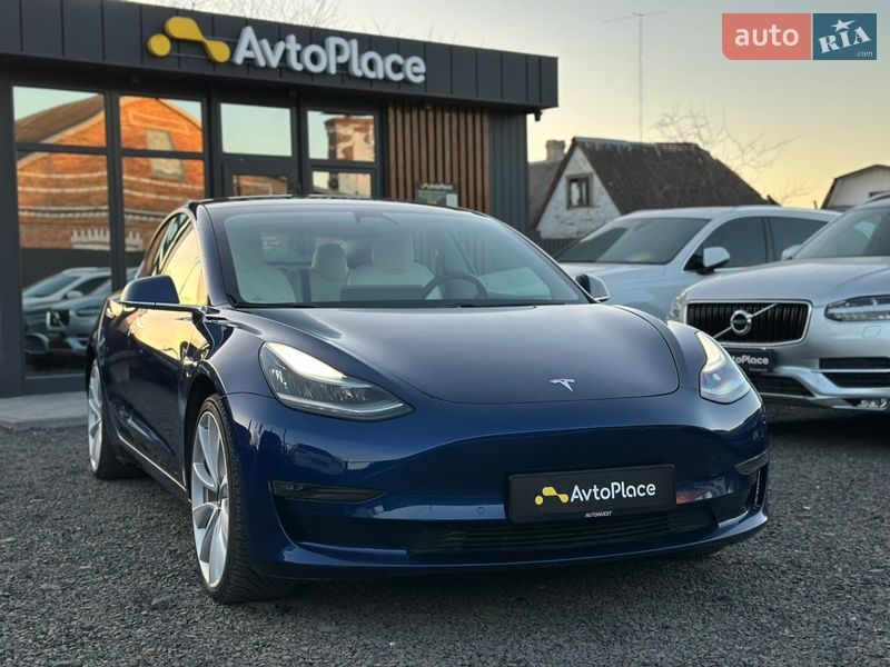 Седан Tesla Model 3 2019 в Луцке фото 38 Седан Tesla Model 3 2019 в Луцке