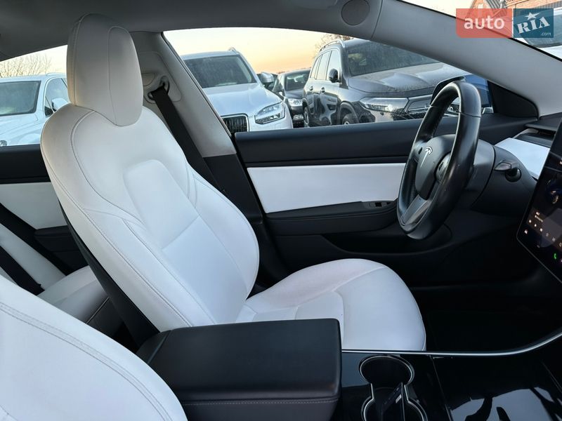 Седан Tesla Model 3 2019 в Луцке фото 51 Седан Tesla Model 3 2019 в Луцке