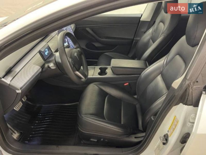Седан Tesla Model 3 2019 в Запоріжжі