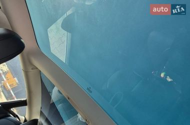 Седан Tesla Model 3 2019 в Буче