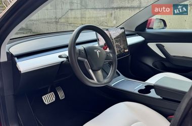 Седан Tesla Model 3 2021 в Львові