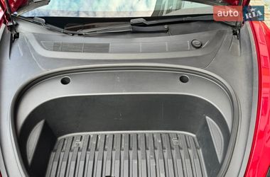 Седан Tesla Model 3 2021 в Львові