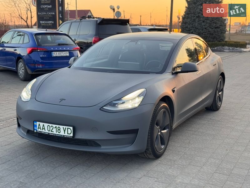 2020 Tesla Model-3, VIN 5YJ3E7EA0LF671389:plate — фото 1 (autoria)