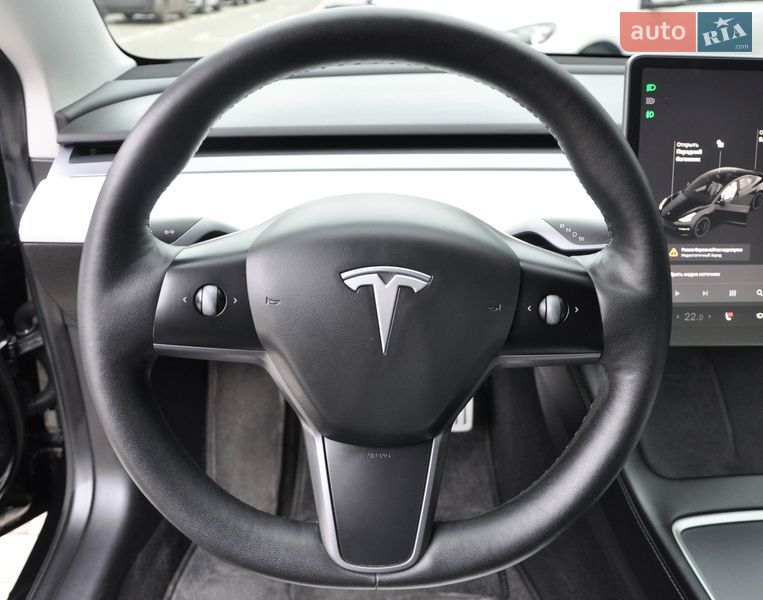 Седан Tesla Model 3 2021 в Одессе