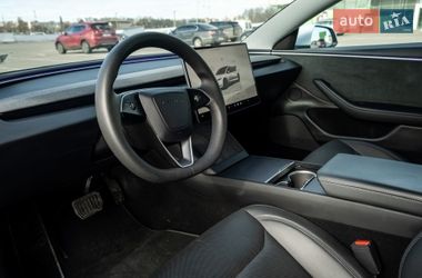Седан Tesla Model 3 2024 в Ирпене