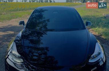 Седан Tesla Model 3 2019 в Дніпрі