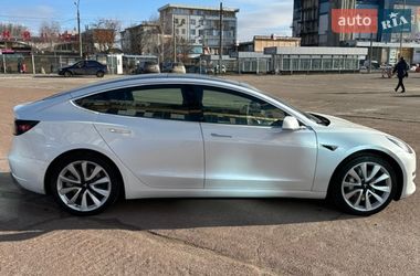 Седан Tesla Model 3 2020 в Харькове