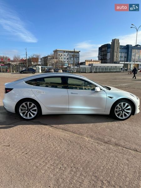Седан Tesla Model 3 2020 в Харькове