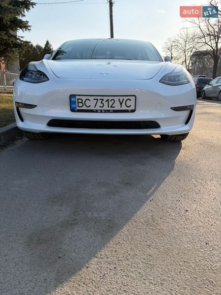 Седан Tesla Model 3 2023 в Львові фото 4 Седан Tesla Model 3 2023 в Львові
