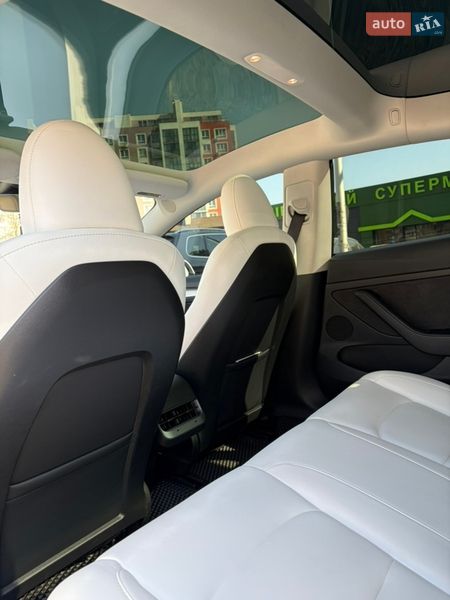 Седан Tesla Model 3 2023 в Львові фото 14 Седан Tesla Model 3 2023 в Львові