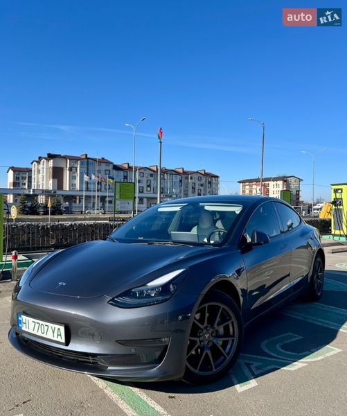2022 Tesla Model 3, VIN 5YJ3E1EB8NF359474:plate — фото 1 (autoria)