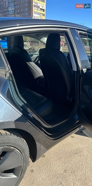 Седан Tesla Model 3 2021 в Харькове