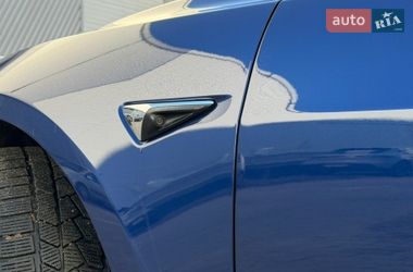 Седан Tesla Model 3 2018 в Киеве