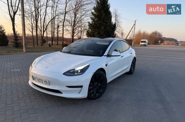 Седан Tesla Model 3 2021 в Коломые