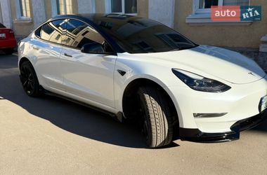 Седан Tesla Model 3 2021 в Полтаве
