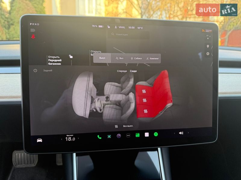 Седан Tesla Model 3 2018 в Ровно