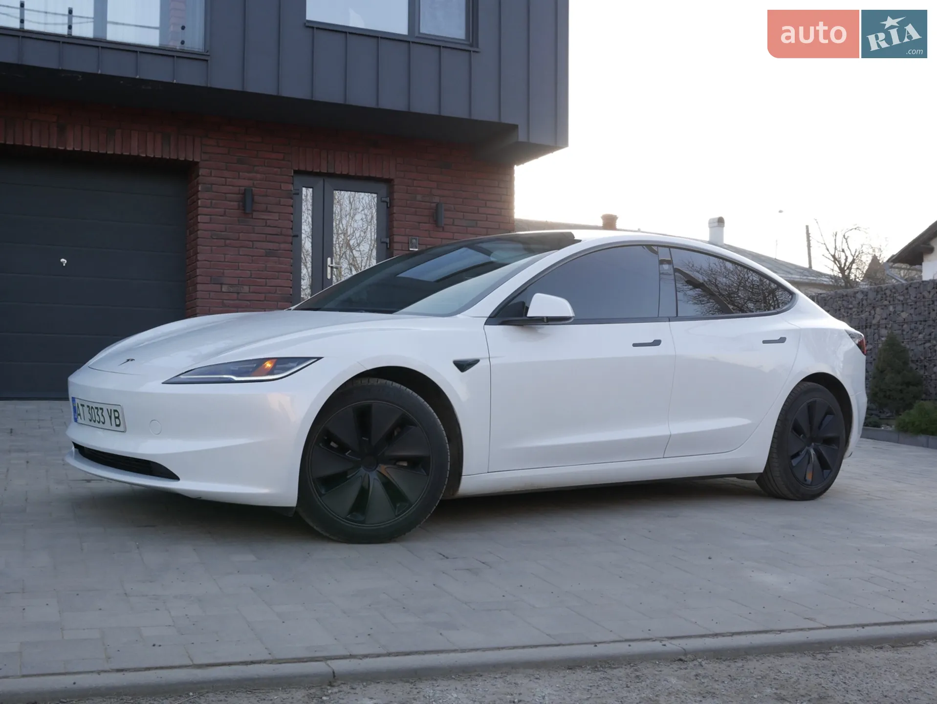 2024 Tesla Model 3 - мініатюра 9