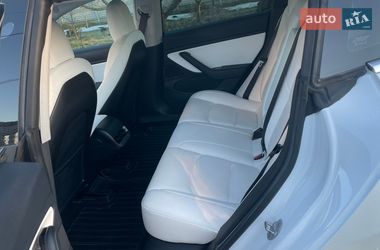 Седан Tesla Model 3 2019 в Житомире