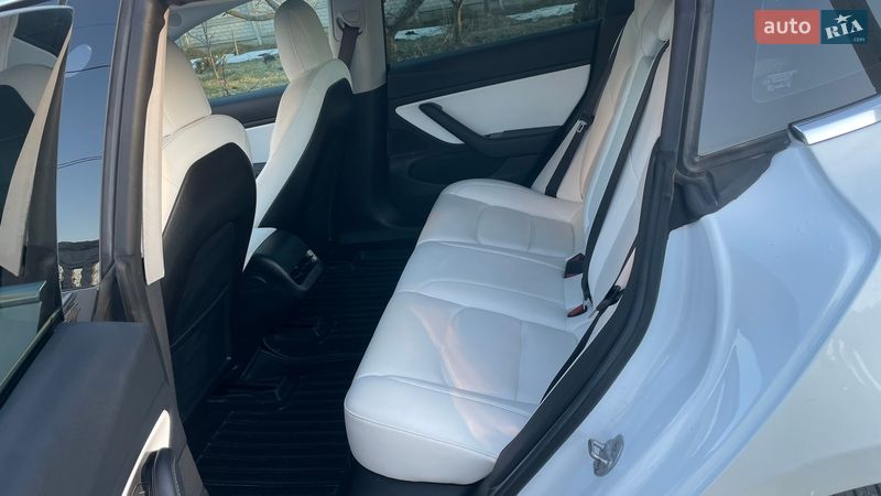 Седан Tesla Model 3 2019 в Житомирі фото 15 Седан Tesla Model 3 2019 в Житомирі