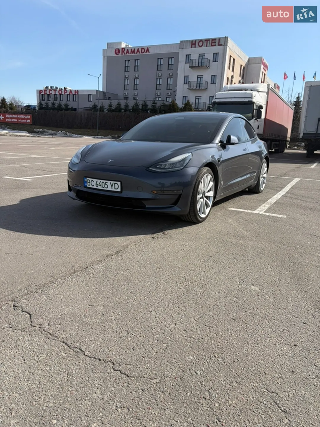 2020 Tesla Model 3 - мініатюра 3