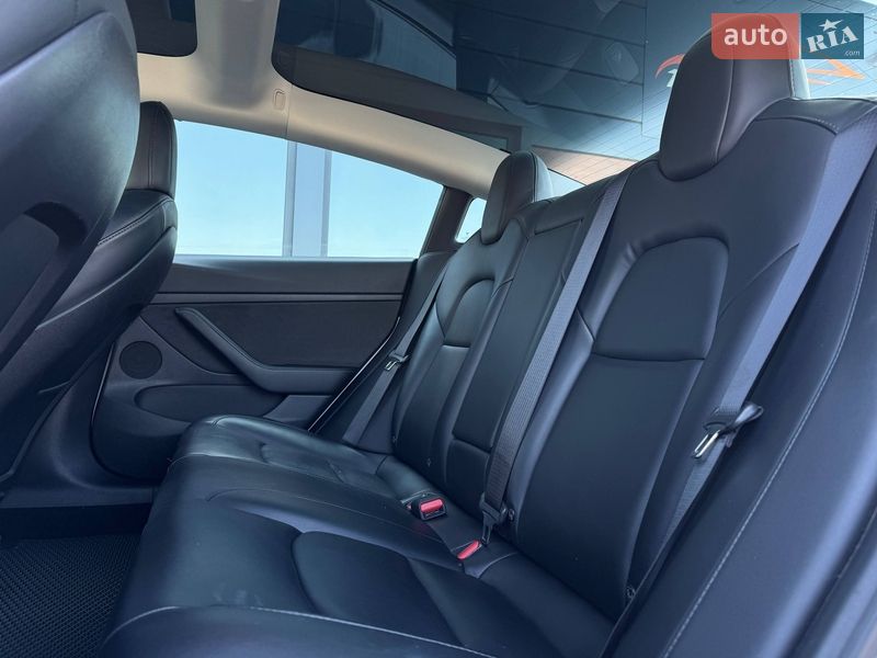 Седан Tesla Model 3 2021 в Рівному фото 46 Седан Tesla Model 3 2021 в Рівному