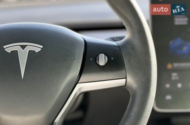 Седан Tesla Model 3 2020 в Ивано-Франковске