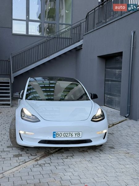 Седан Tesla Model 3 2022 в Ивано-Франковске фото 4 Седан Tesla Model 3 2022 в Ивано-Франковске