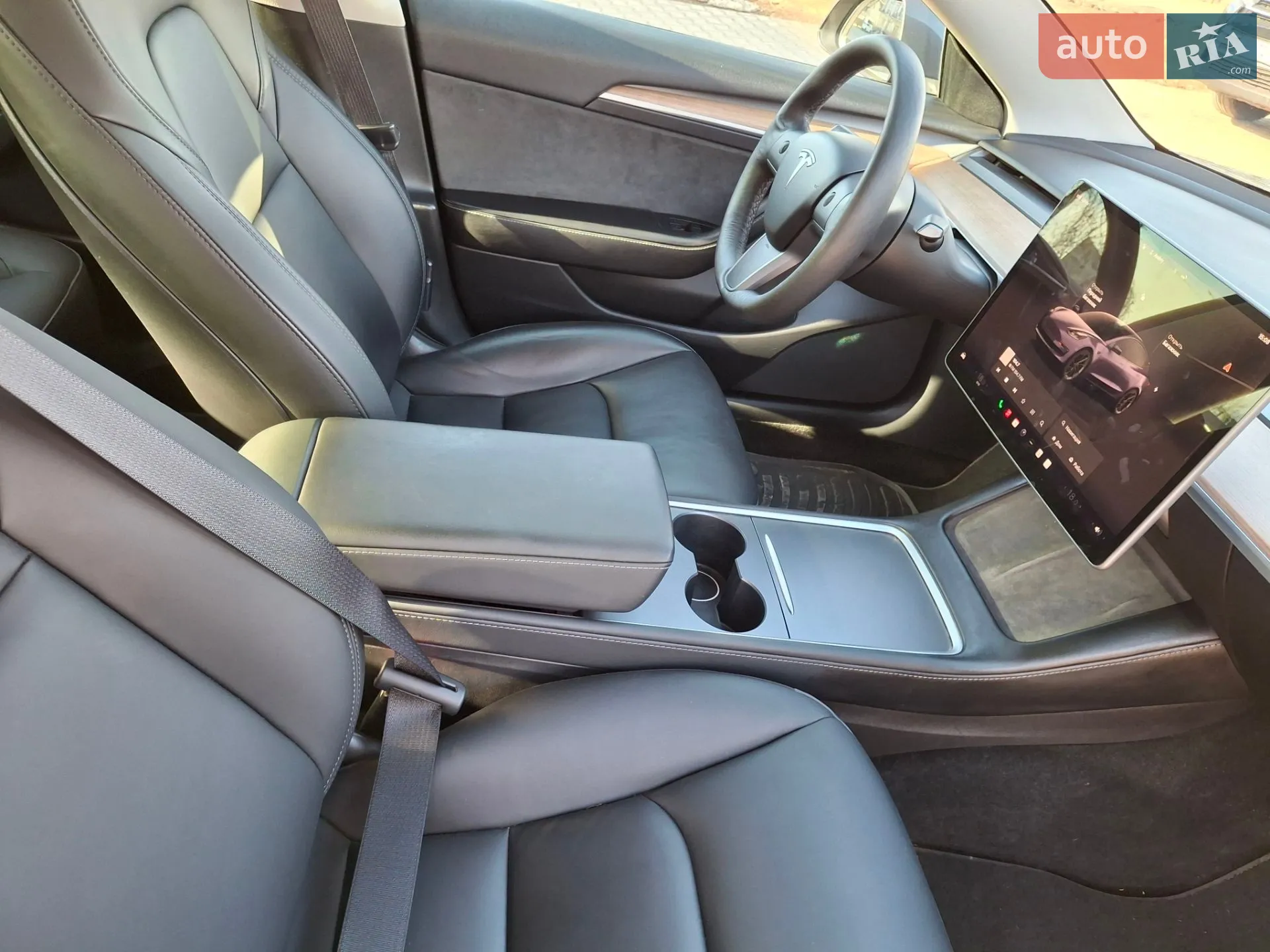 2022 Tesla Model 3 - мініатюра 24