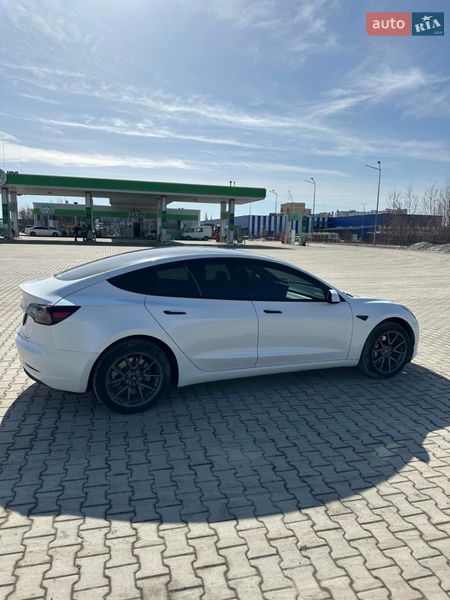 Седан Tesla Model 3 2021 в Кам'янець-Подільському