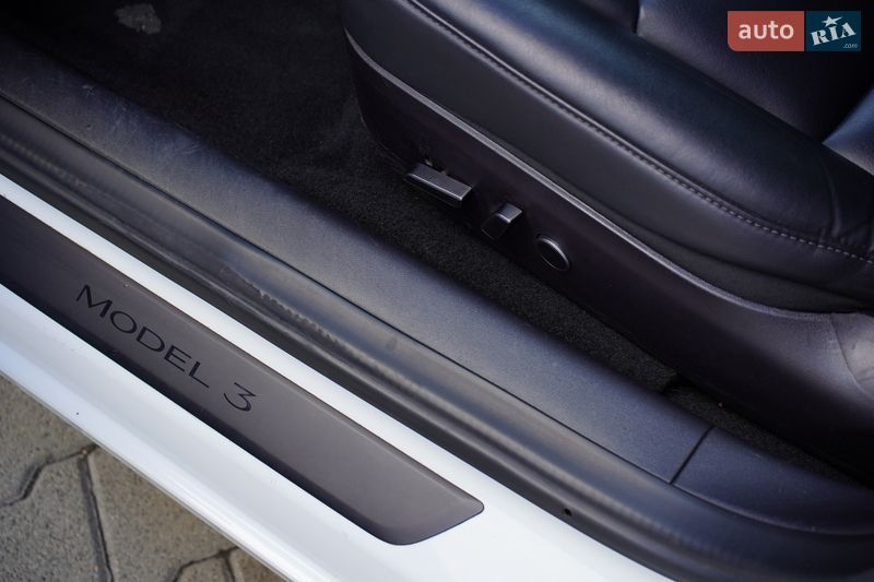Седан Tesla Model 3 2022 в Житомирі фото 14 Седан Tesla Model 3 2022 в Житомирі