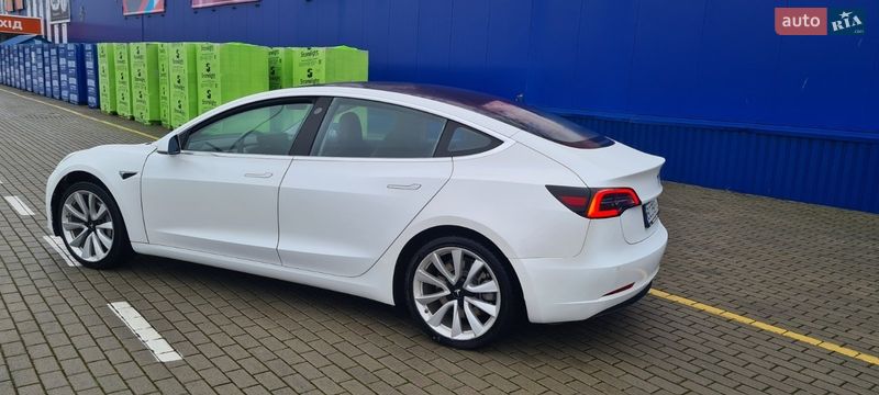 Седан Tesla Model 3 2017 в Нововолинську фото 10 Седан Tesla Model 3 2017 в Нововолинську