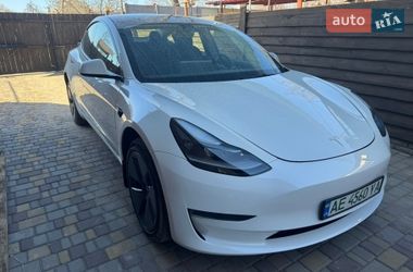 Седан Tesla Model 3 2023 в Днепре
