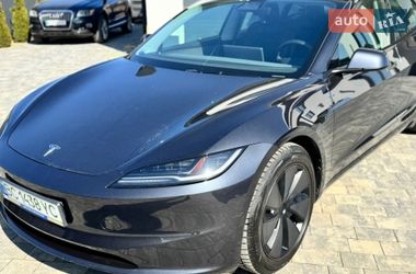 Седан Tesla Model 3 2024 в Стрые