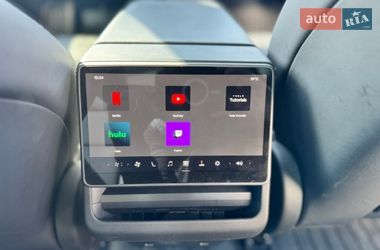 Седан Tesla Model 3 2024 в Стрые
