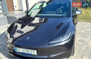 Седан Tesla Model 3 2024 в Стрые