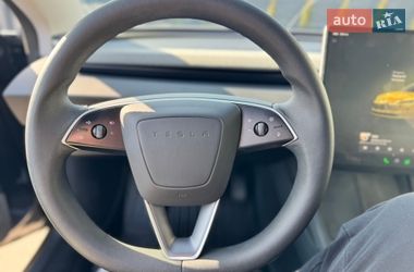Седан Tesla Model 3 2024 в Стрые
