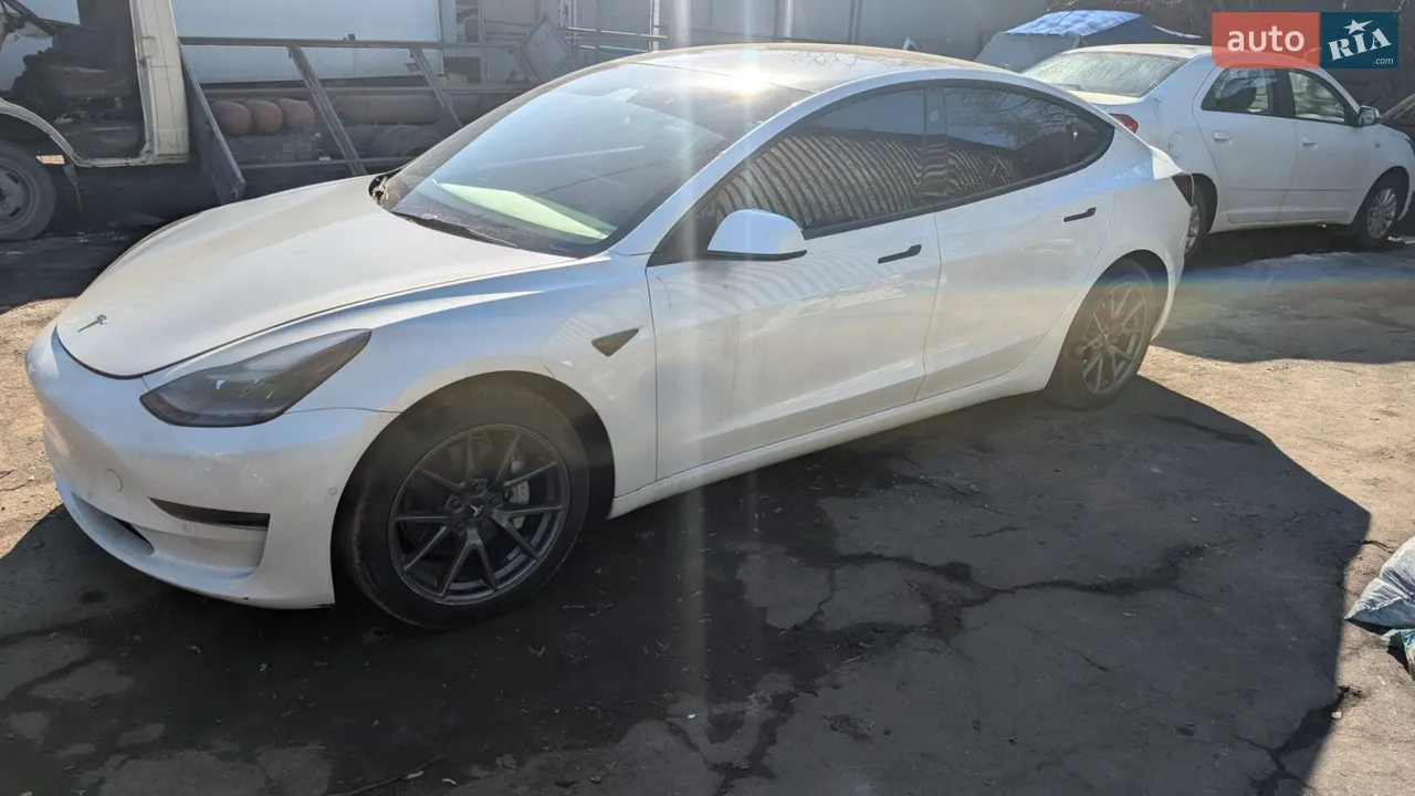 2021 Tesla Model 3 - мініатюра 10
