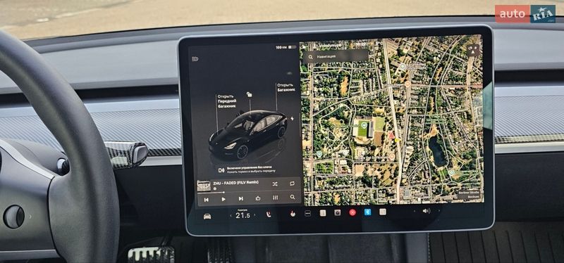 Седан Tesla Model 3 2022 в Львове