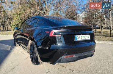 Седан Tesla Model 3 2024 в Києві