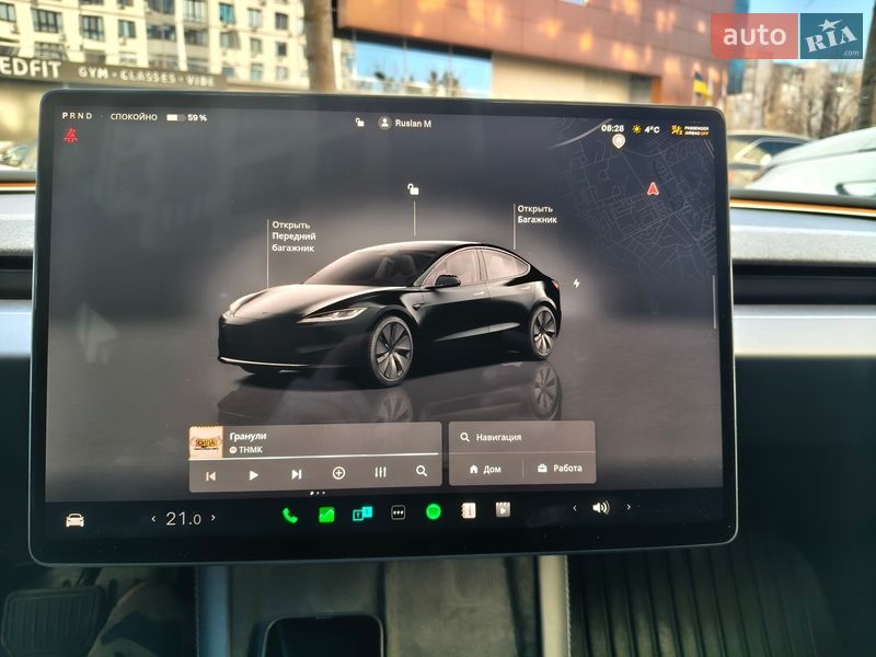 Седан Tesla Model 3 2024 в Києві