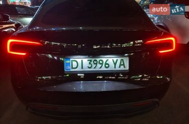 Седан Tesla Model 3 2024 в Киеве