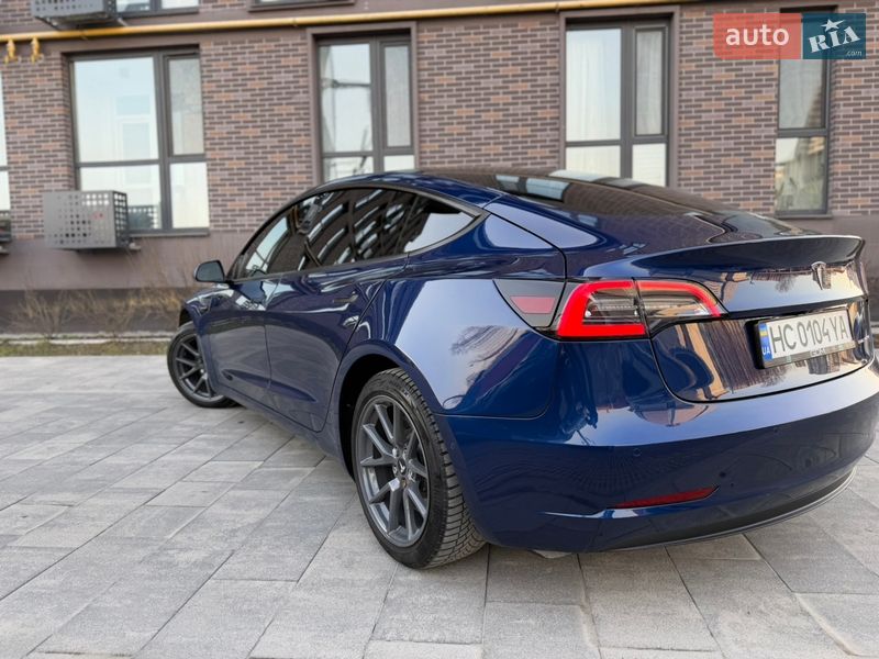 Седан Tesla Model 3 2022 в Львове фото 17 Седан Tesla Model 3 2022 в Львове