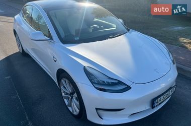 Седан Tesla Model 3 2019 в Киеве