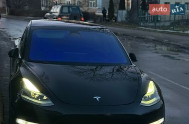 Седан Tesla Model 3 2022 в Ивано-Франковске фото Седан Tesla Model 3 2022 в Ивано-Франковске