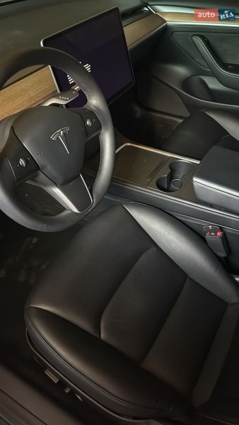 Седан Tesla Model 3 2022 в Ивано-Франковске фото 3 Седан Tesla Model 3 2022 в Ивано-Франковске