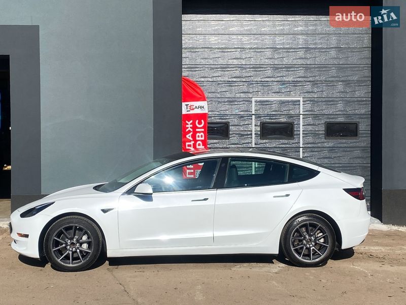 Седан Tesla Model 3 2023 в Киеве фото 6 Седан Tesla Model 3 2023 в Киеве